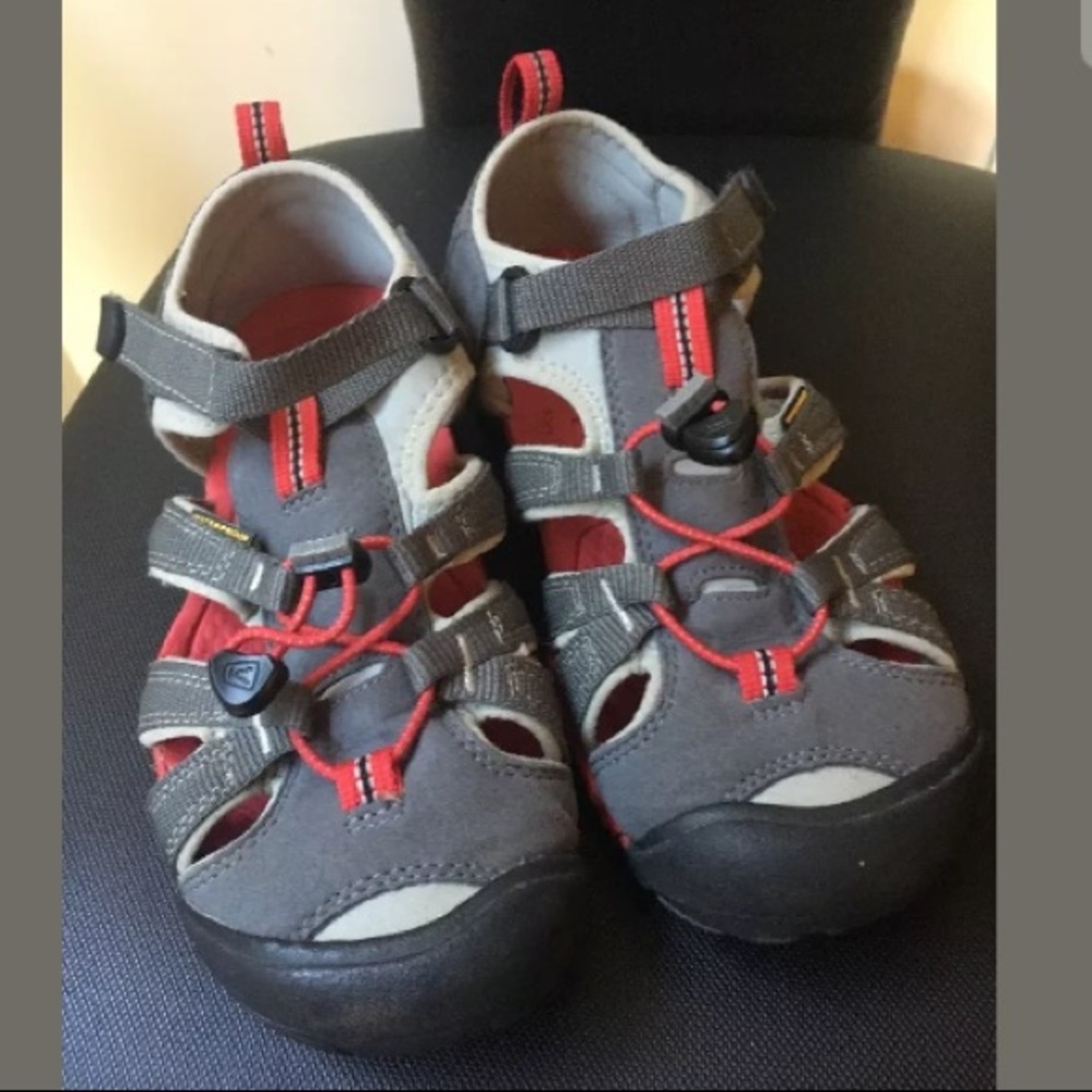 Keen Seacamp II Red and Grey Washable Sandals